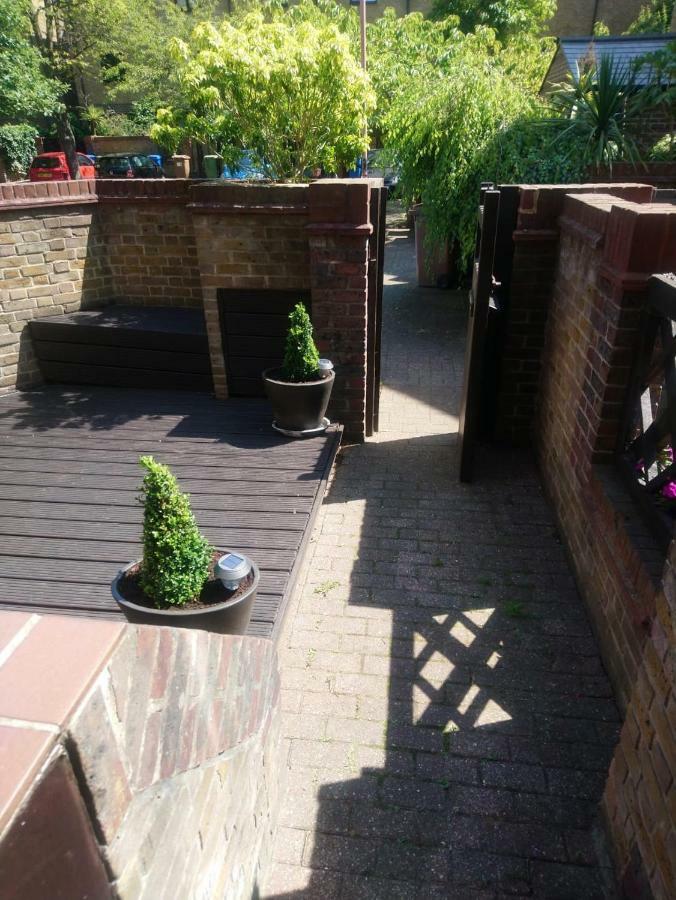 Villa Dockside London Exterior foto